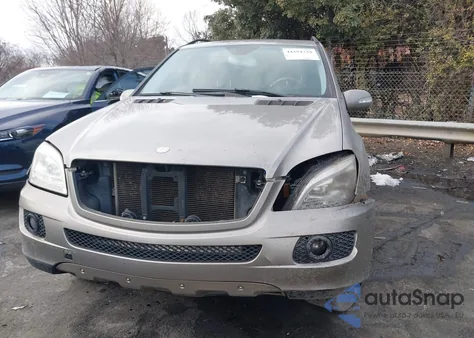 2006 Mercedes-Benz Ml 500 4Matic z USA, uszkodzony, nr VIN 4JGBB75E96A015224